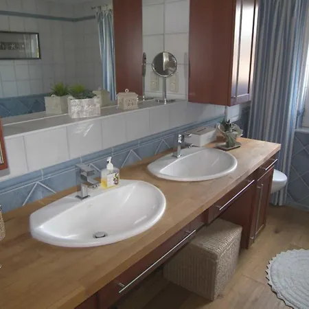 Ferienzimmer _gothenseeblick_ Und Holiday home